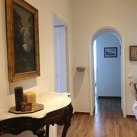 Casa Mimmi B&B Наполи Стая снимка