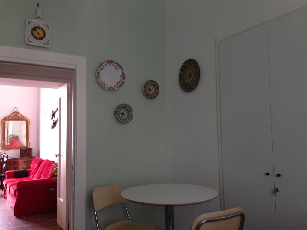 Casa Mimmi B&B Наполи Стая снимка