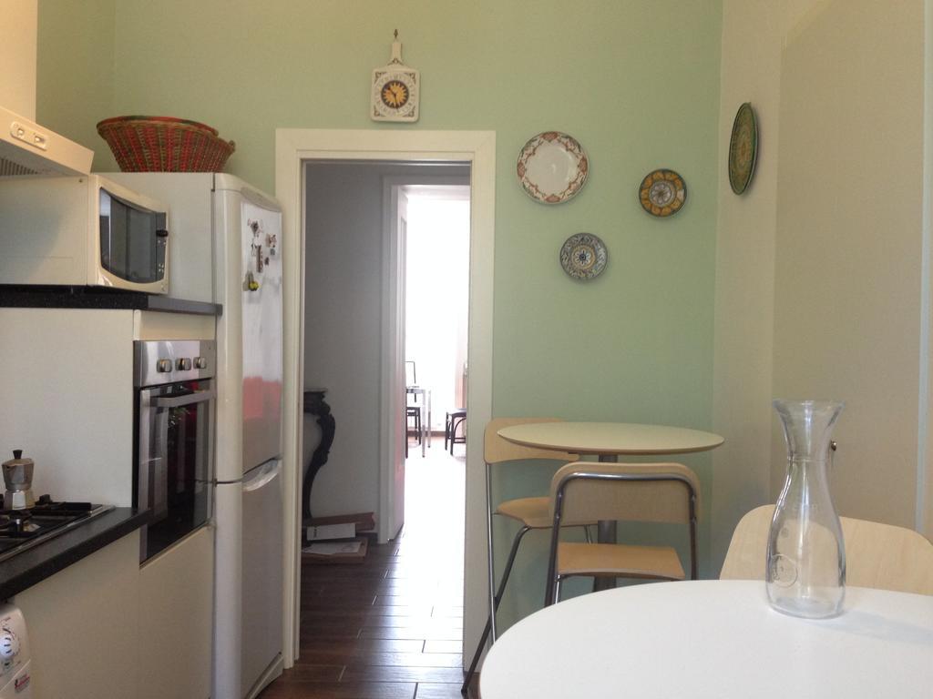 Casa Mimmi B&B Наполи Стая снимка